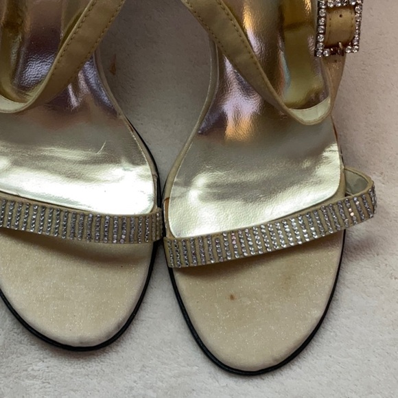 Valenti Franco Gold Heels with Rhinestone Embellishments - Picture 2 of 12